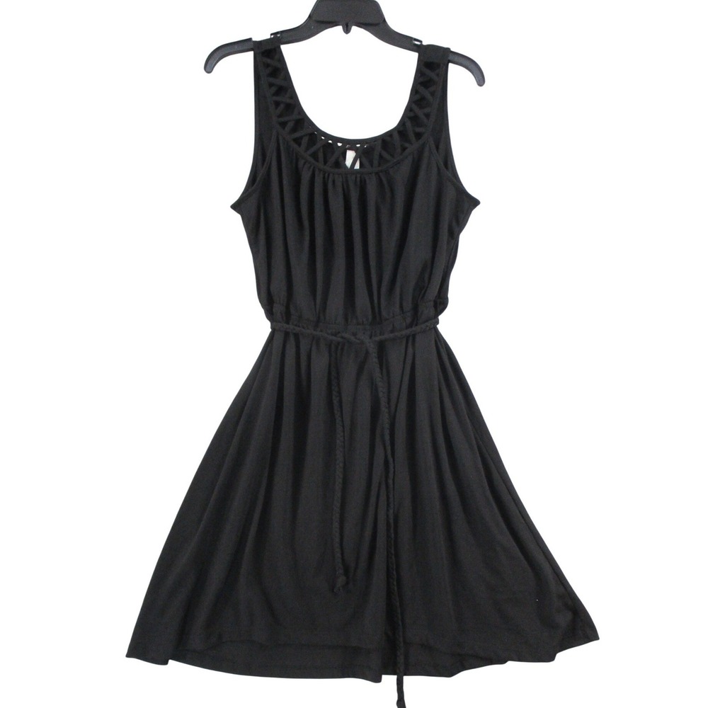 No Boundaries XL Black Lattice Cage Neck Elastic Waist Belted Dress NJ34T340S
